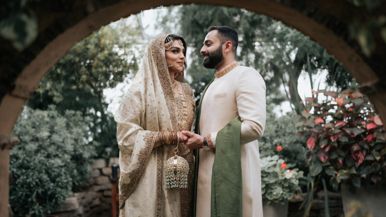 Real Weddings: Inside an intimate greenhouse-themed backyard ceremony