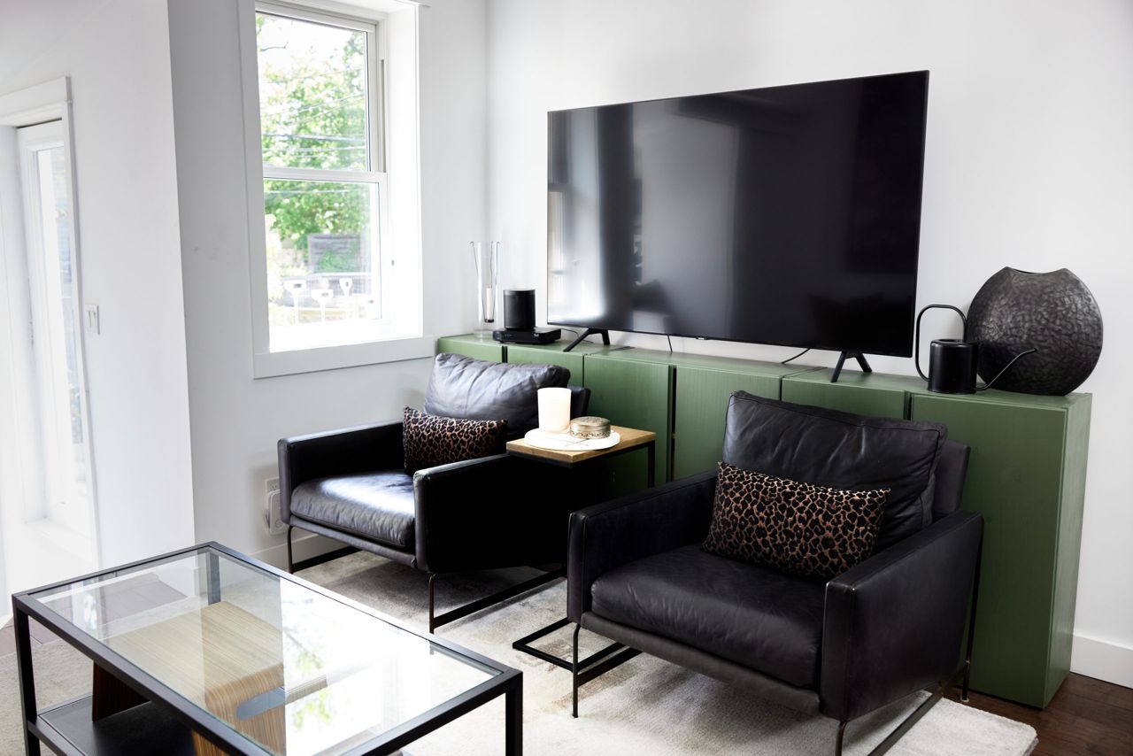 This DIYer’s 600-square-foot Leslieville bungalow is nearly half the size of her old pad, but it's twice as homey
