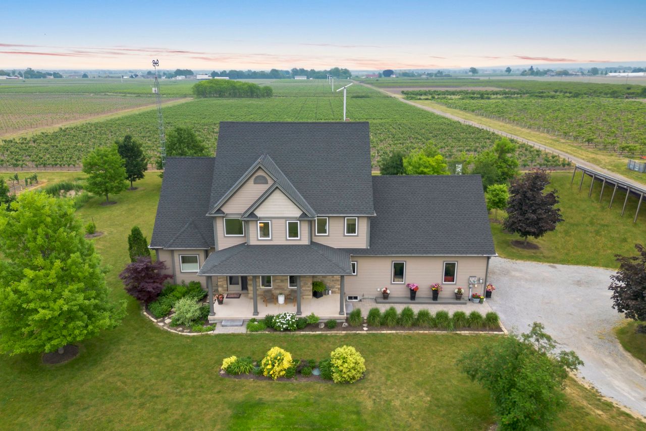 Surreal Estate: $3.5 million for a Niagara-on-the-Lake farmhouse sitting on a staggering 28-acre vineyard