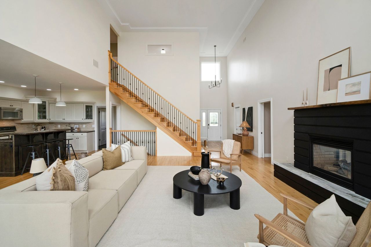 Surreal Estate: $3.5 million for a Niagara-on-the-Lake farmhouse sitting on a staggering 28-acre vineyard