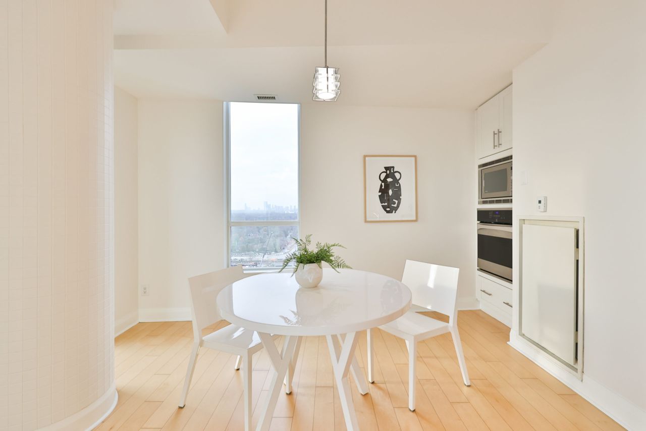 Condo of the Week: $4 million for an ivory penthouse in Port Credit steps from the waterfront