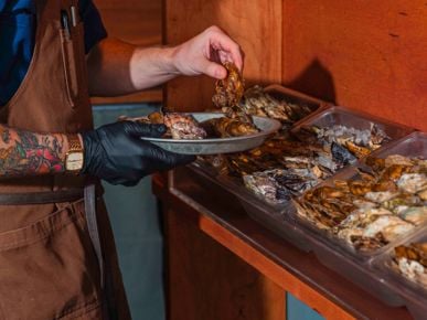Sort-of Secret: Island Oysters, a sweet little seafood bar in Bloordale