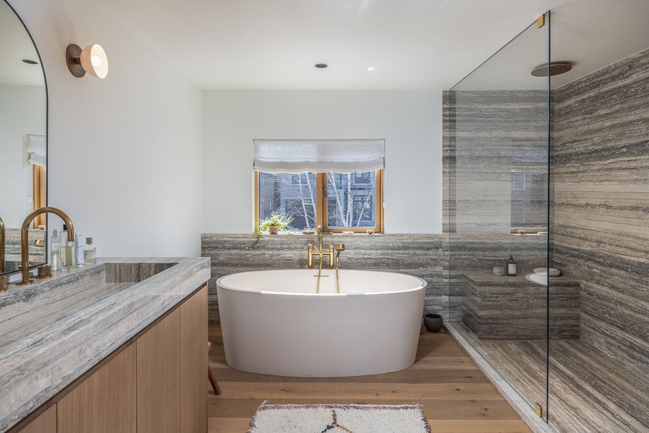 toronto-life-mid-century-modern-rosedale-house-secret-courtyard-20 $9 million for a mid-century marvel in Rosedale with a secret garden and a winter-proof courtyard