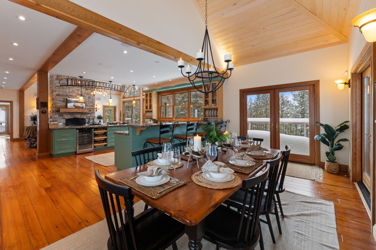 Cottage of the Week: $4.3 million for an Algonquin-style lodge on a lake flanked by granite cliffs