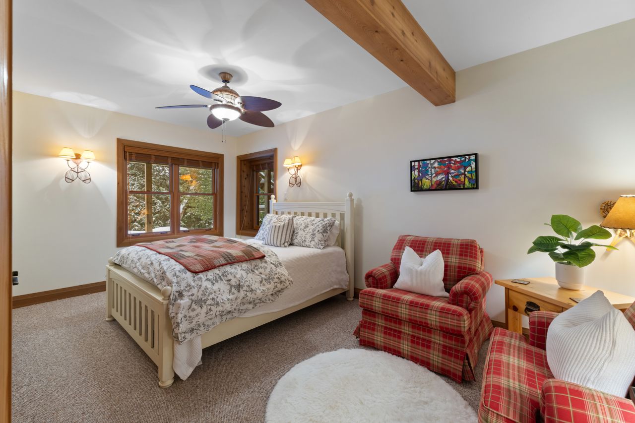 Cottage of the Week: $4.3 million for an Algonquin-style lodge on a lake flanked by granite cliffs
