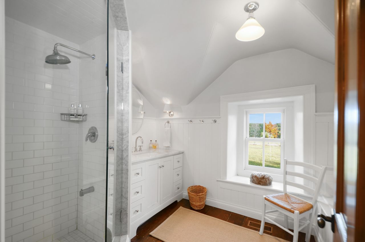 $7.5 million for a Grey County retreat with a main house, a guest house, a barn and a shed