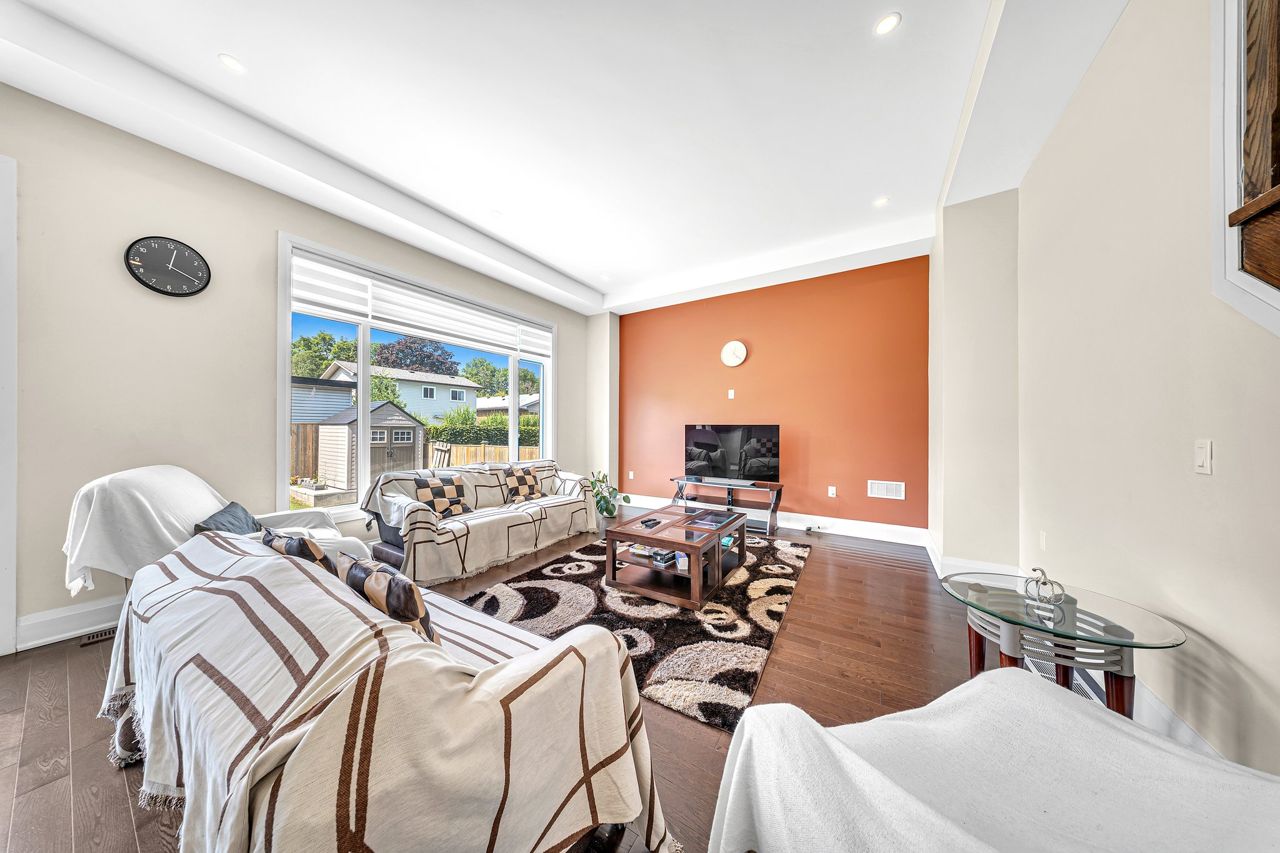$2.1 million for a custom-built Pickering oddity with a skylight in the laundry room