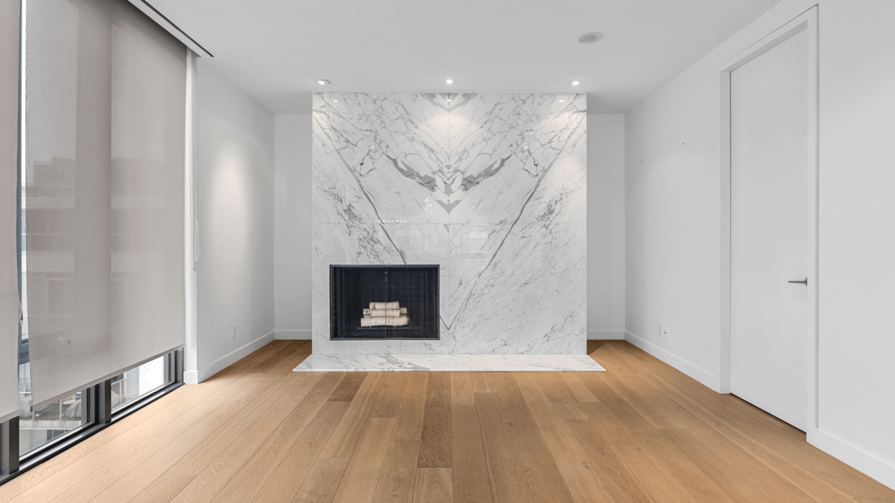 For Sale: 500 Wellington St W PH1001