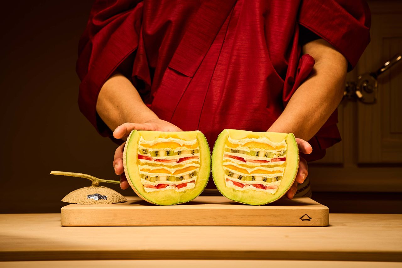The viral Japanese musk melon cake at Sushi Kiwami