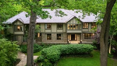 For Sale: 25 North Drive