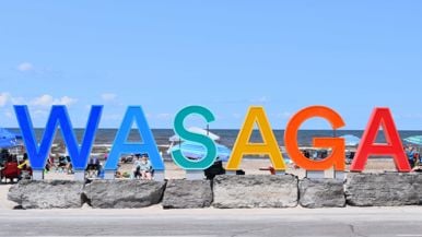 Ontario is handing off parts of Wasaga Beach