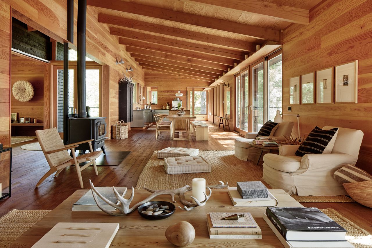 Inside a secluded $1.9-million Haliburton cottage standing on stilts among the trees