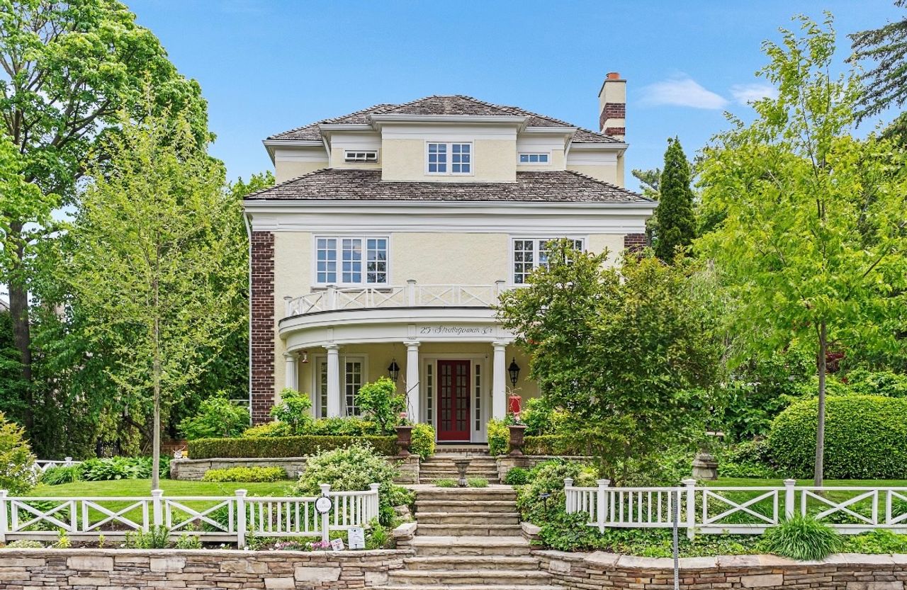 For Sale: 25 Strathgowan Crescent