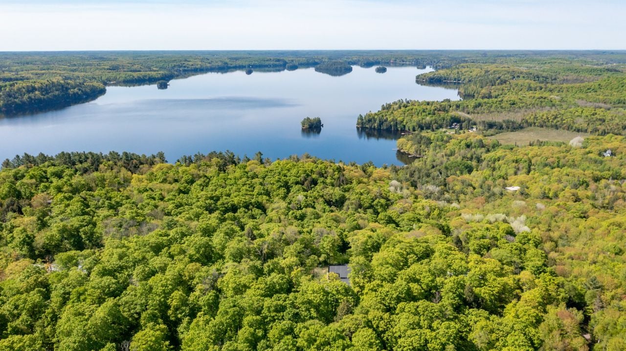 $1.8 million for a Huntsville hideout made of earth smushed together