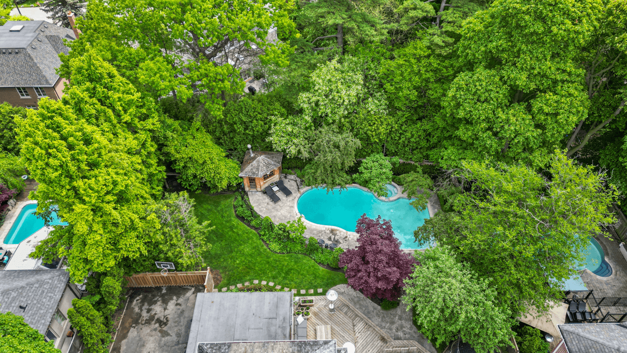 For Sale: 25 Strathgowan Crescent