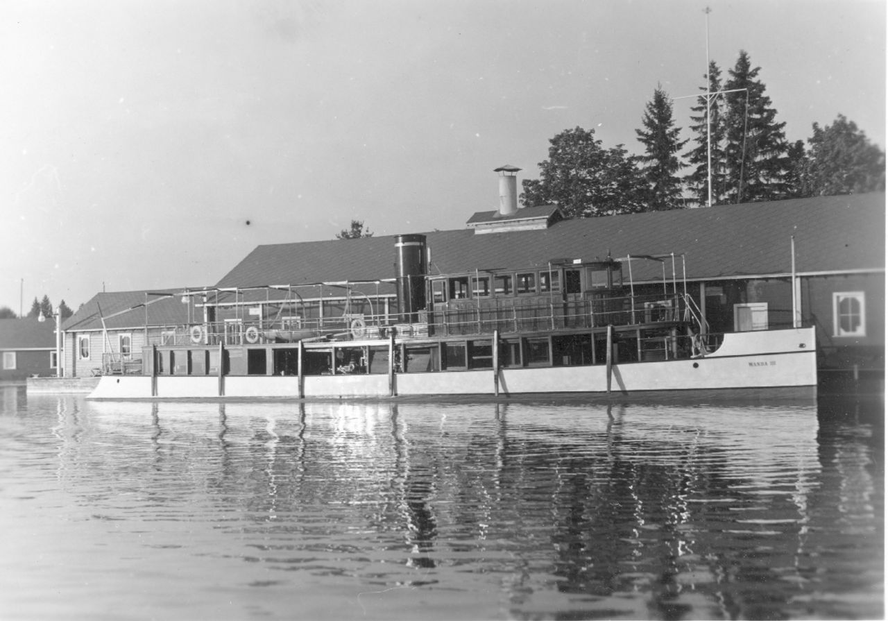 Muskoka's hottest ride is this restored 1915 yacht