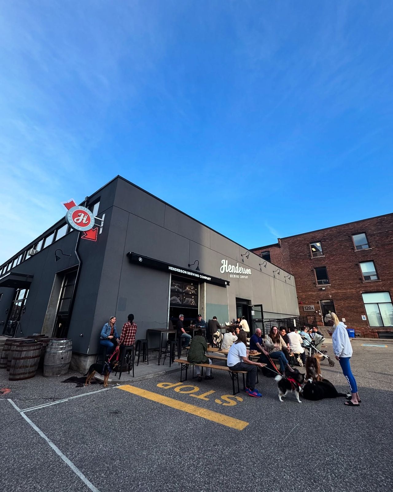 The exterior and patio of Henderson Brewing Co.