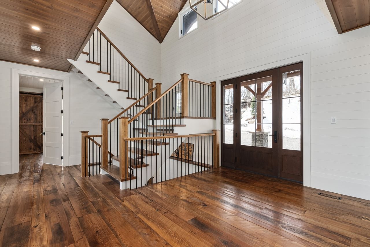 toronto-life-real-estate-cottage-lake-muskoka-bala-east-bay-2 $15.2 million for a Bala compound steps from a dark-sky preserve