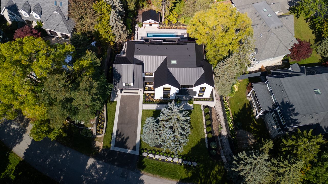 toronto-life-real-estate-south-oakville-custom-house-harvey-kalles-31 $7 million for an Oakville mansion with a balcony fireplace