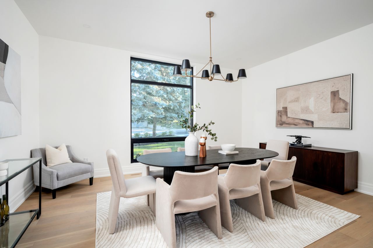 toronto-life-real-estate-south-oakville-custom-house-harvey-kalles-10 $7 million for an Oakville mansion with a balcony fireplace