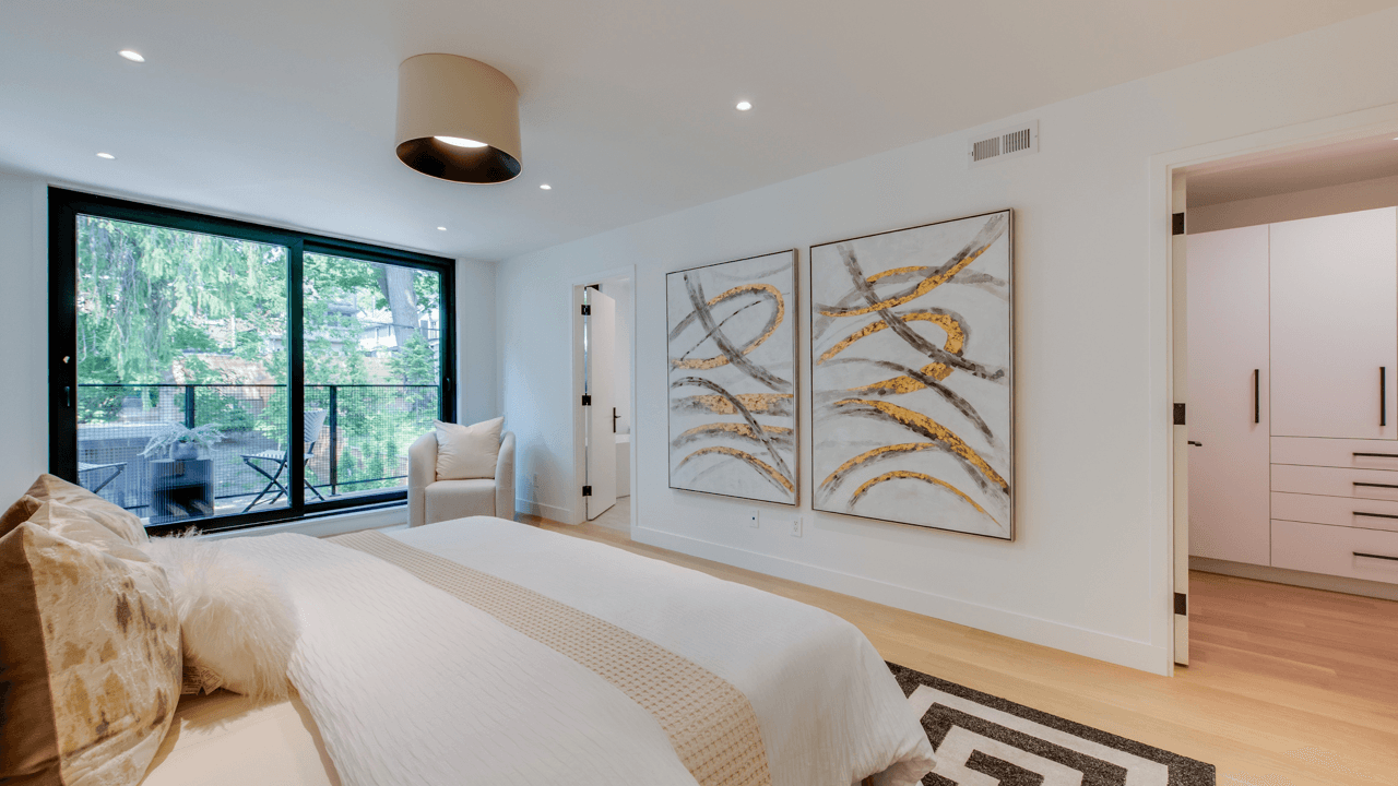 For Sale: 174 Kenilworth Avenue