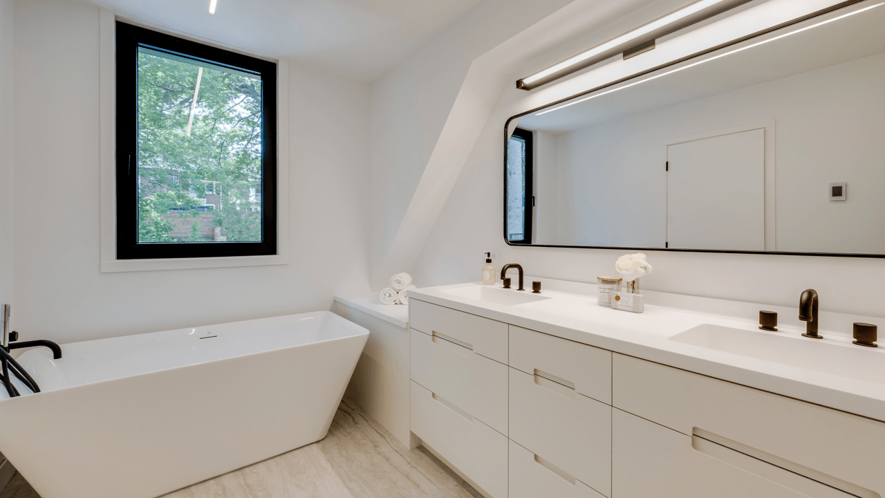 For Sale: 174 Kenilworth Avenue