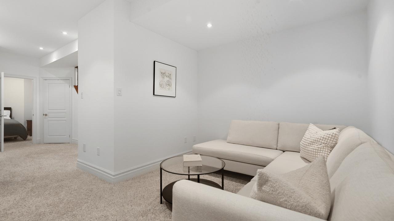 For Sale: 463 Shuter St