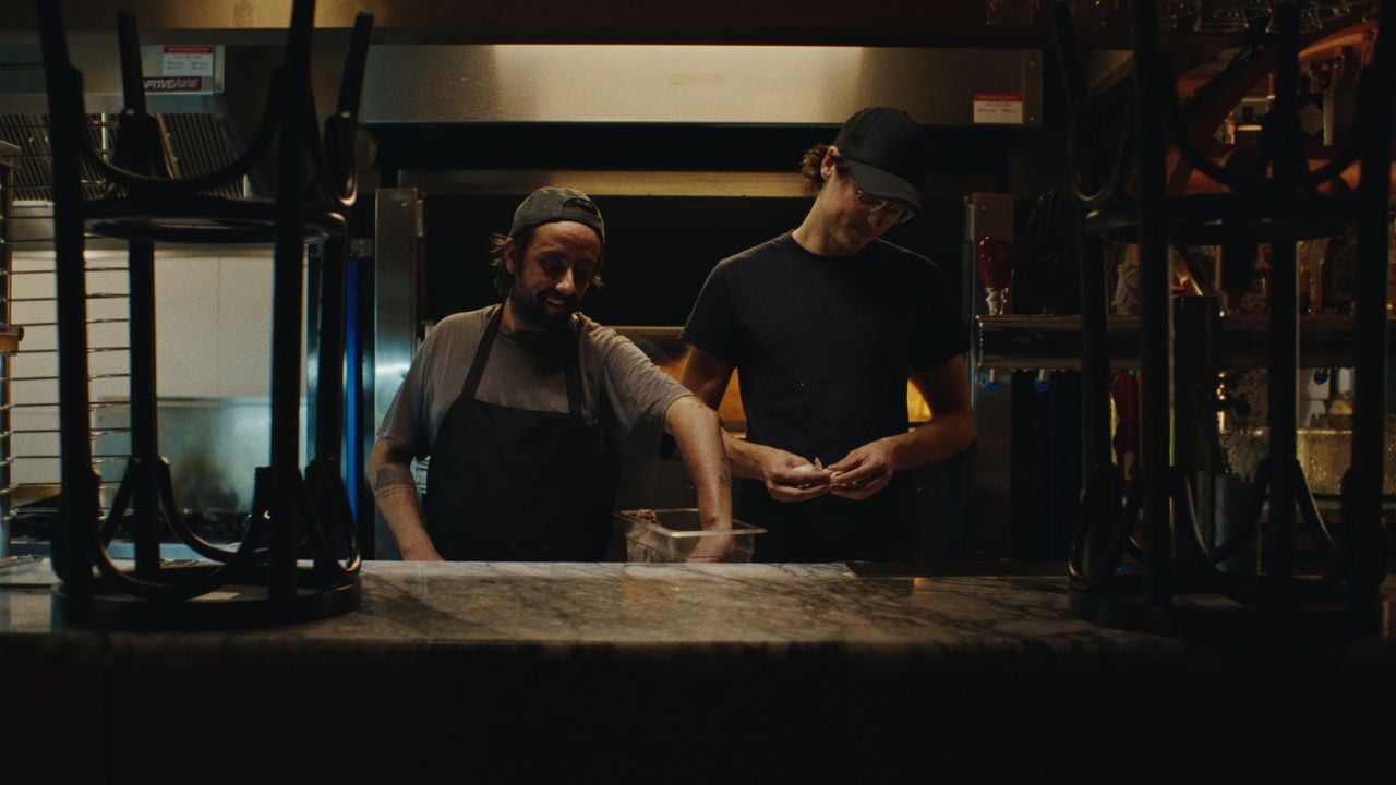 A still from the movie Dish Pit