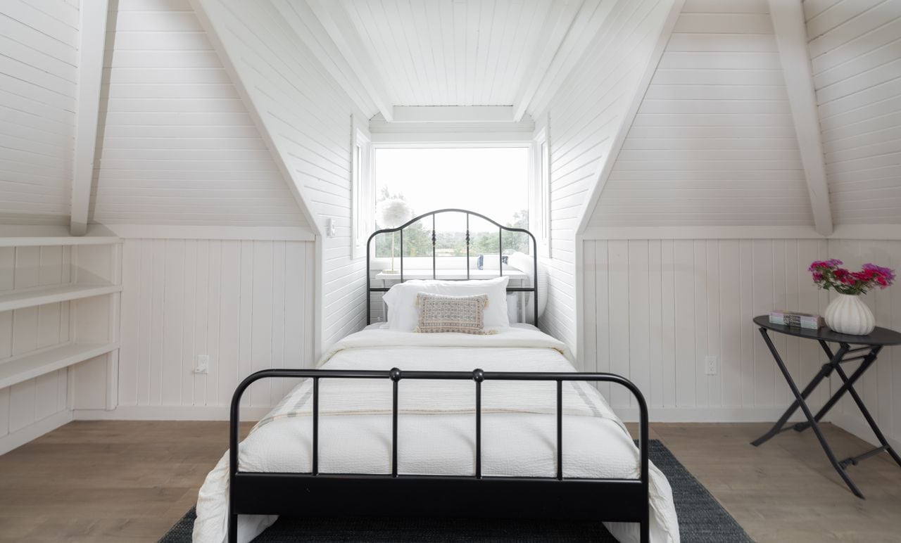 toronto-life-real-estate-mono-farmhouse-lavender-horses-glamping-19 $4.5 million for a Mono estate with a lavender farm, horses and a glamping dome