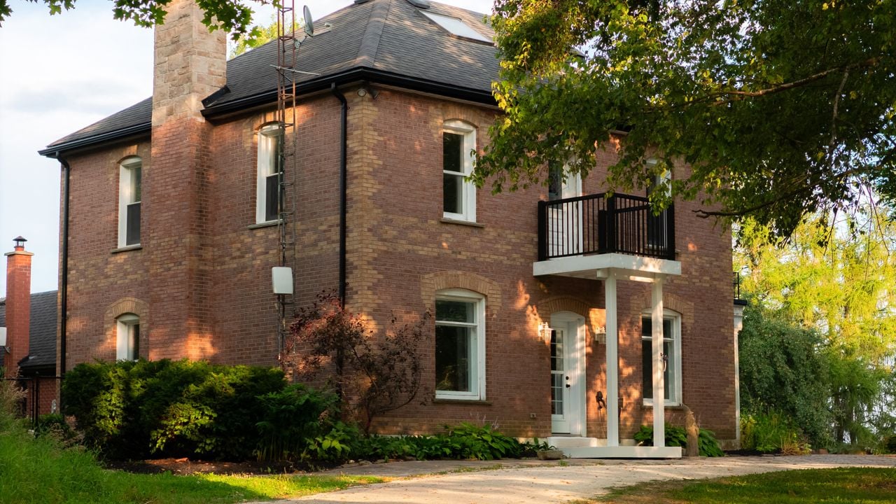 toronto-life-real-estate-mono-farmhouse-lavender-horses-glamping-1 $4.5 million for a Mono estate with a lavender farm, horses and a glamping dome
