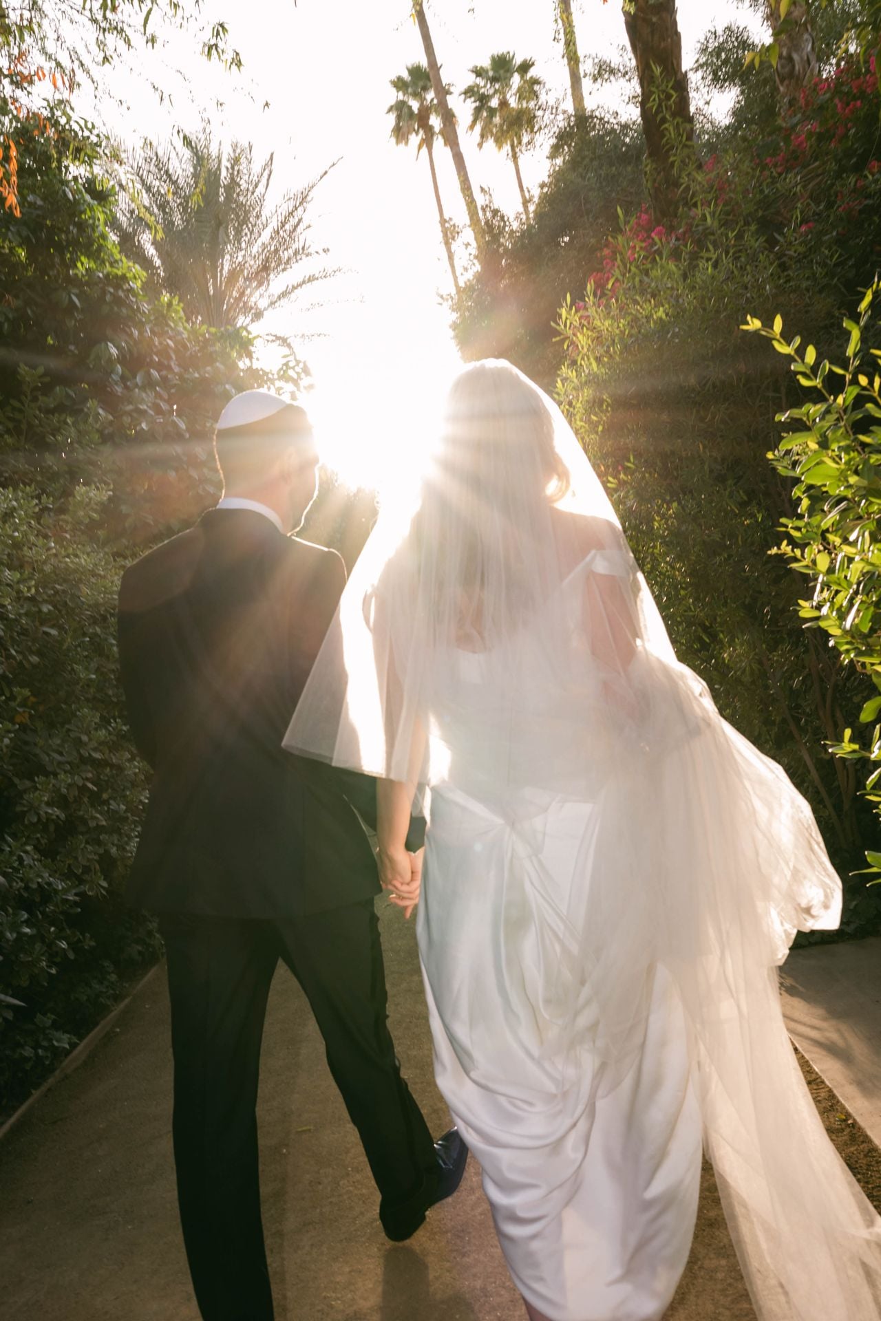 Real Weddings: Inside a colourful Palm Springs celebration