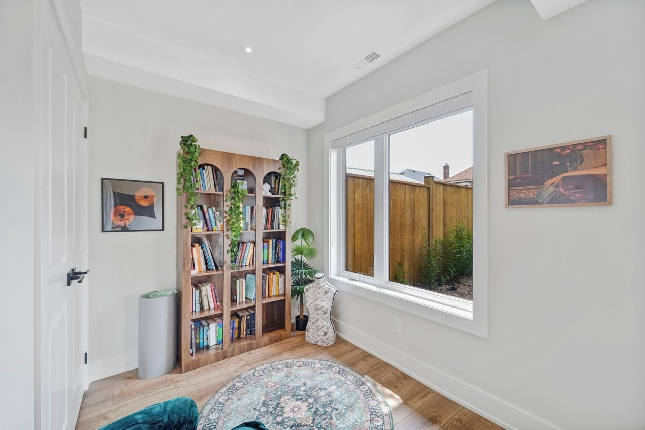 Inside a laneway suite in Danforth Village that cost only $50,000 to ...