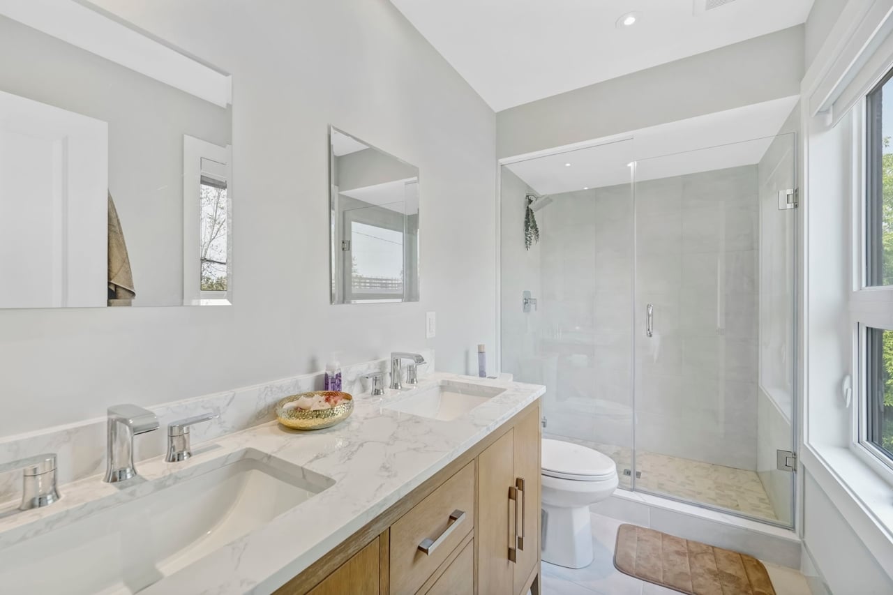 Inside a laneway suite in Danforth Village that cost only $50,000 to ...