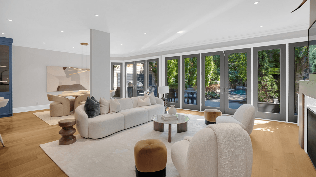 For Sale: 123 South Drive