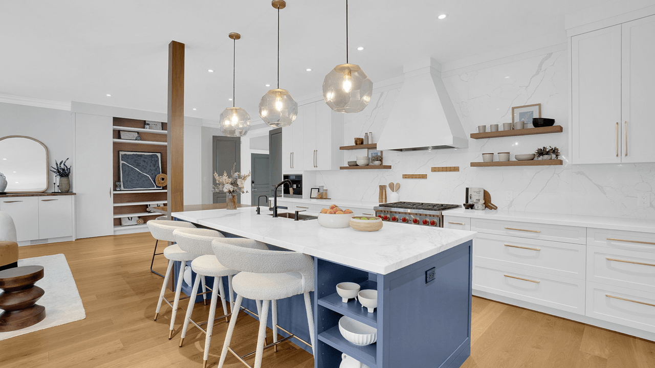 For Sale: 123 South Drive