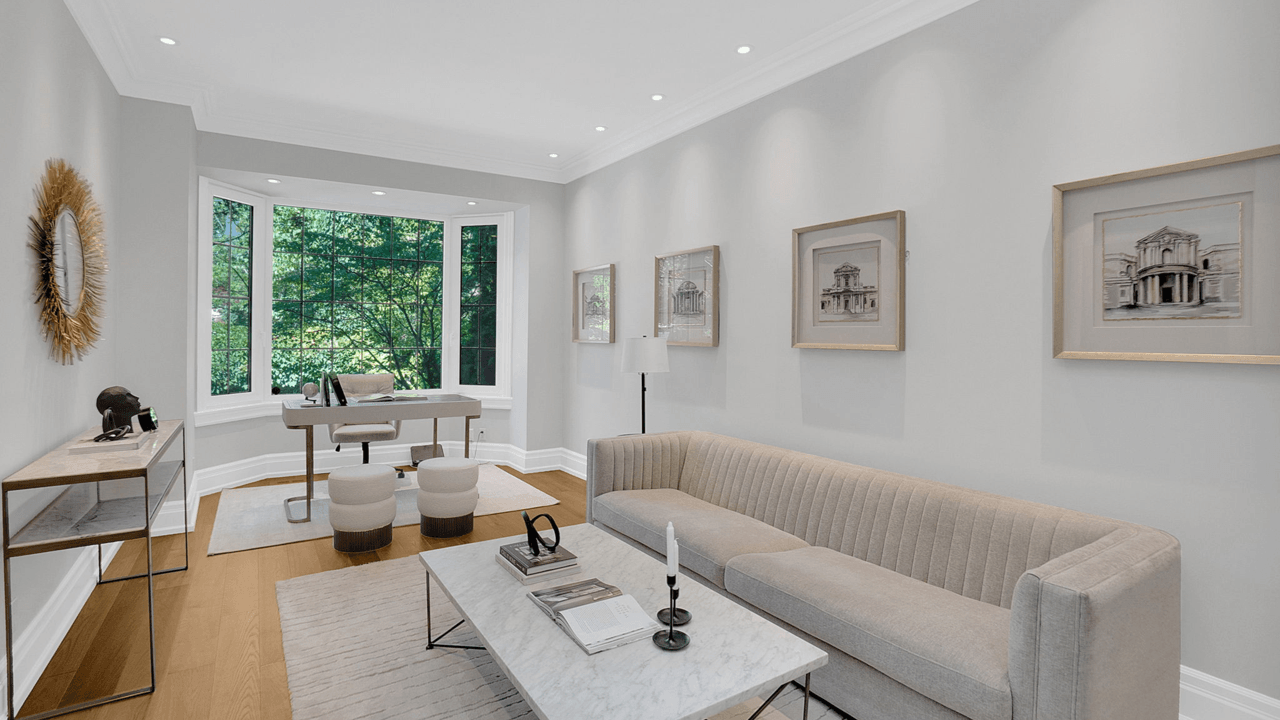 For Sale: 123 South Drive