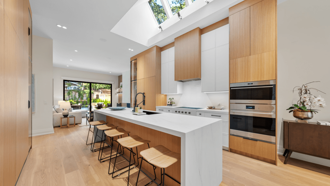 For Sale: 21 Glen Davis Cres