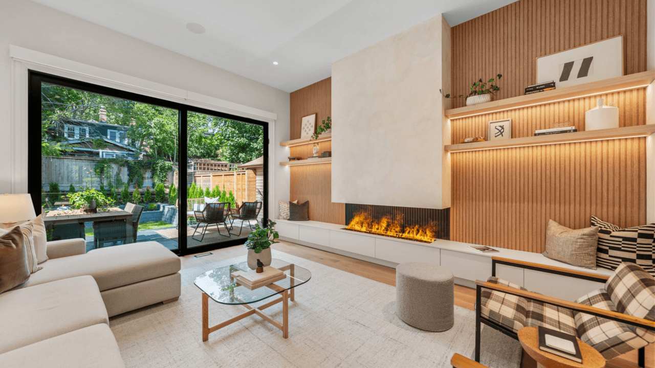 For Sale: 21 Glen Davis Cres