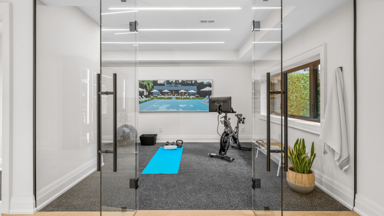 For Sale: 21 Glen Davis Cres