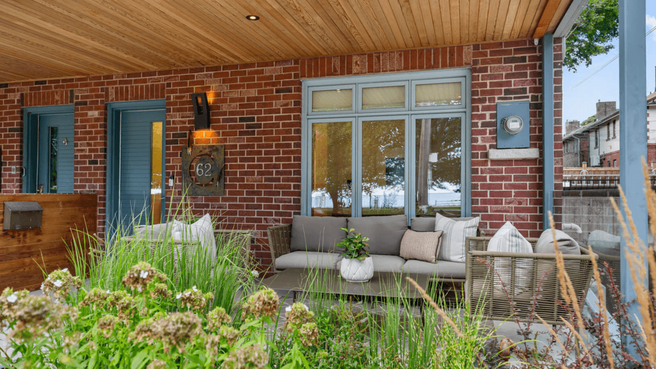 For Sale: 62 Hubbard Blvd