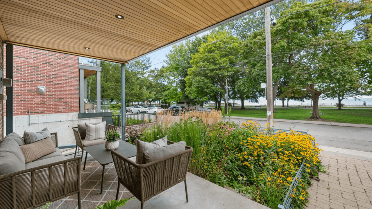 For Sale: 62 Hubbard Blvd