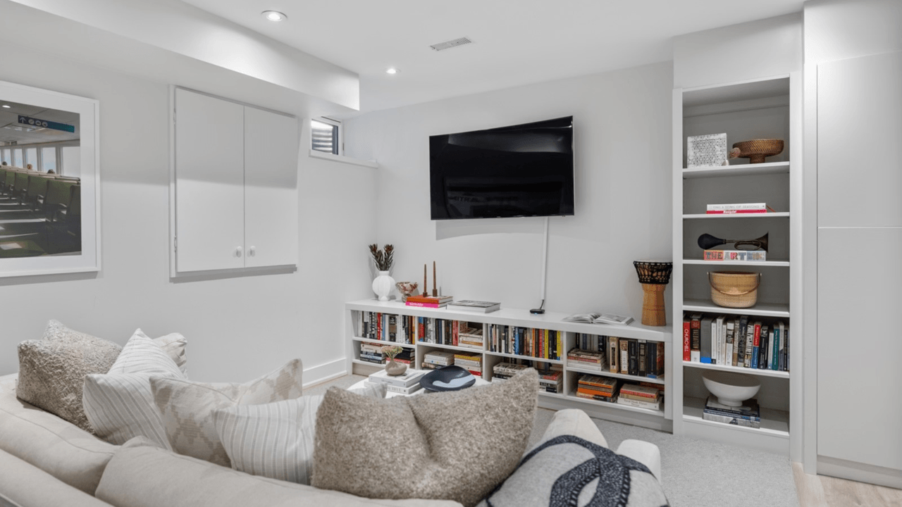 For Sale: 700 Logan Avenue