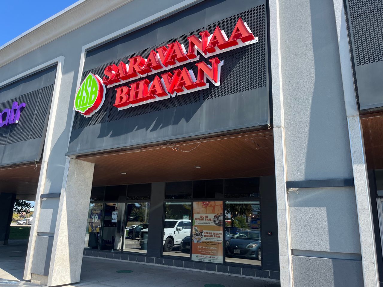 The exterior of Saravanaa Bhavan, an Indian restaurant in Mississauga