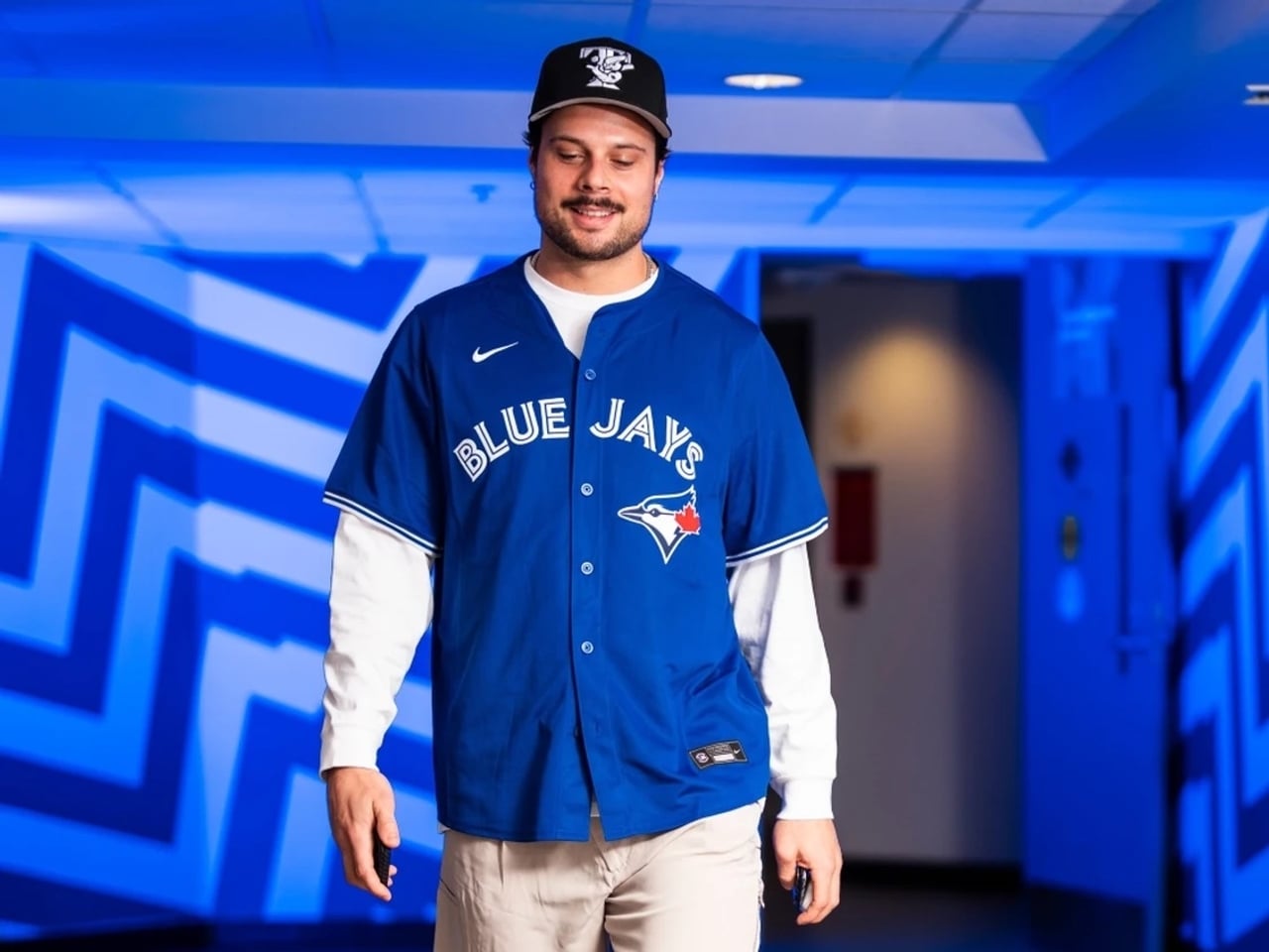 We're loving the love between Toronto's sports teams