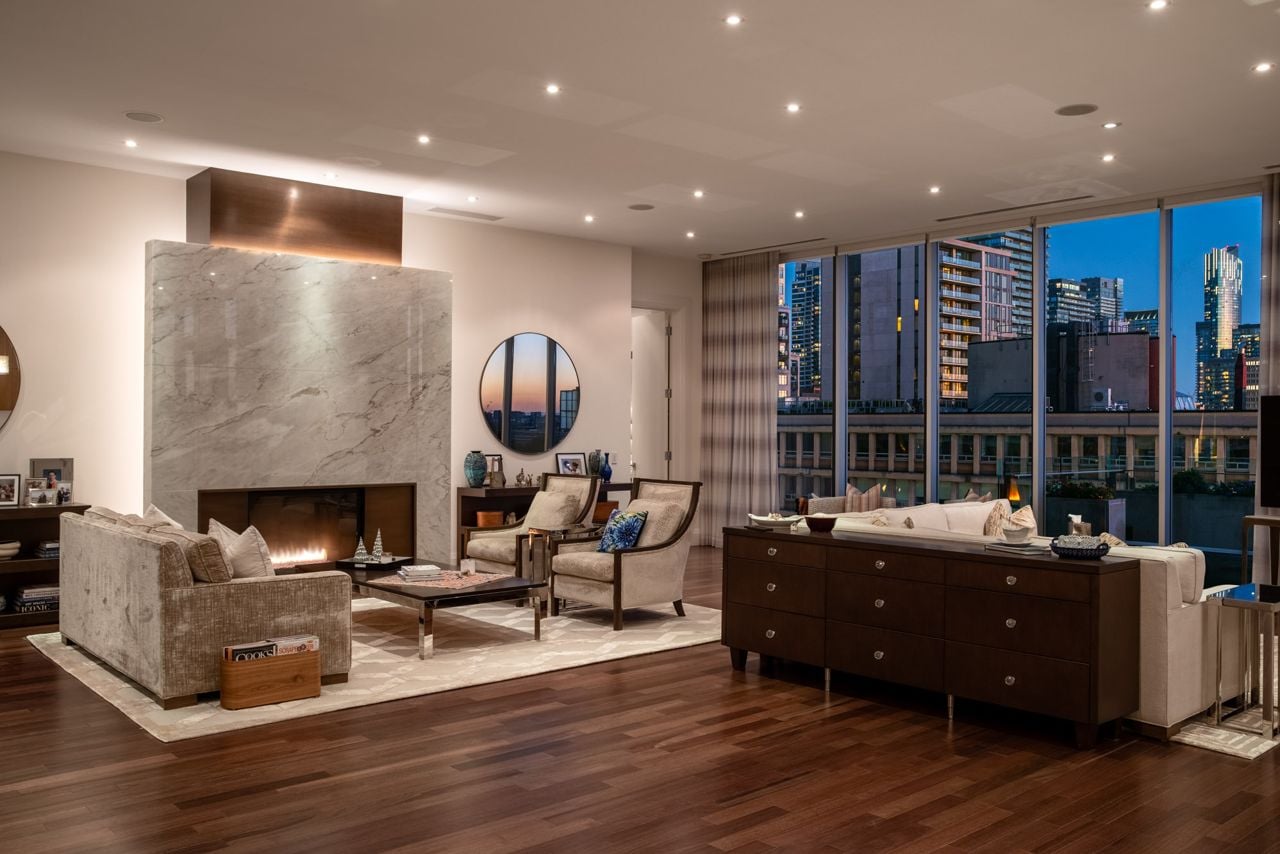For Sale: 155 Cumberland St Suite 1201