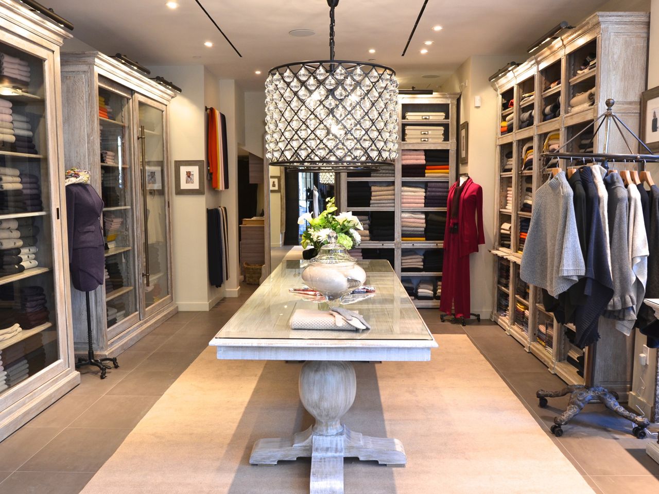 Fall for fashion must-haves in Bloor-Yorkville this autumn