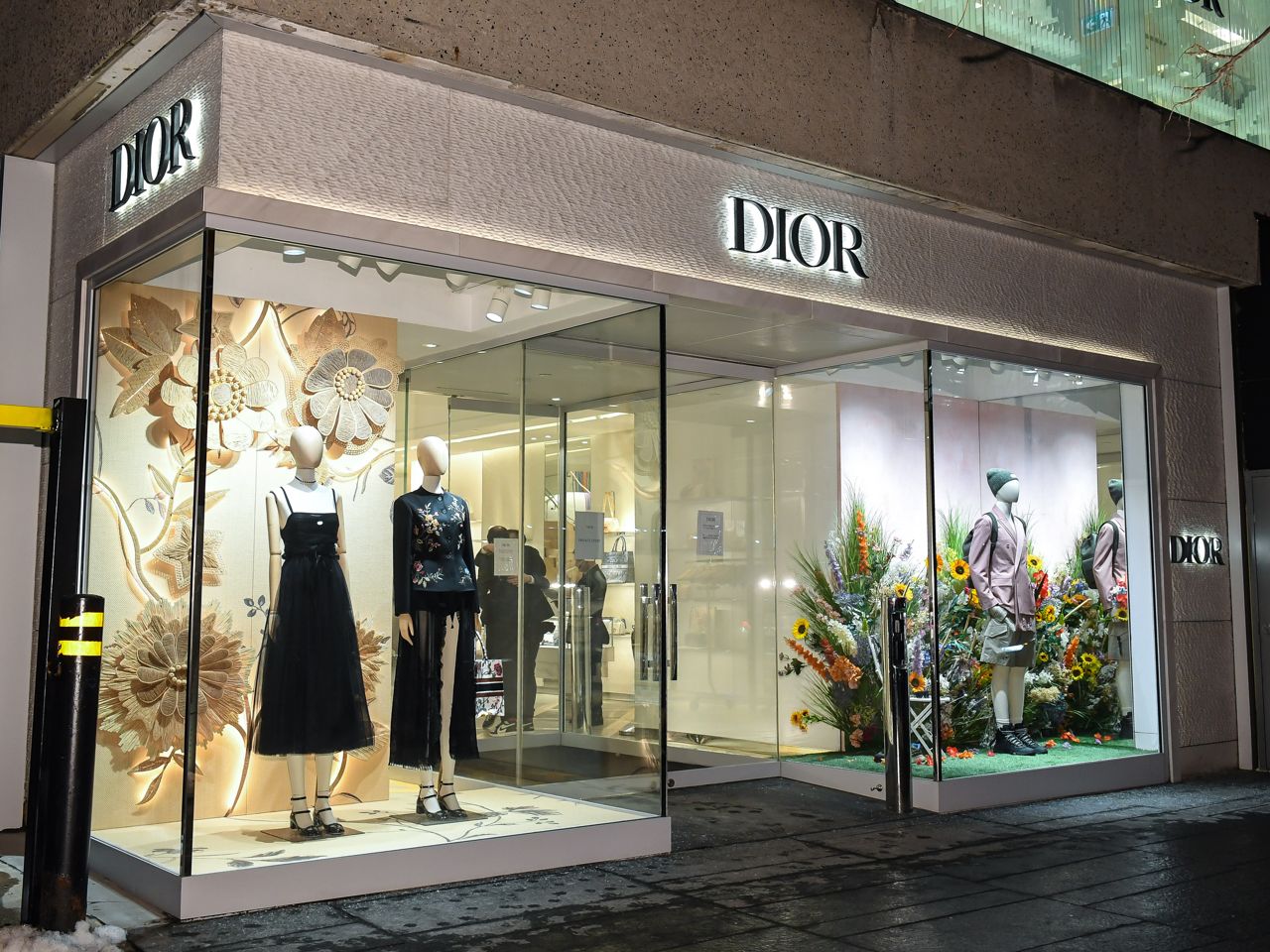 Fall for fashion must-haves in Bloor-Yorkville this autumn