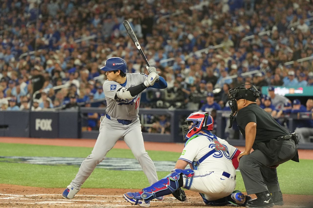 Shohei Ohtani’s feelings aren’t hurt by chirping Jays fans