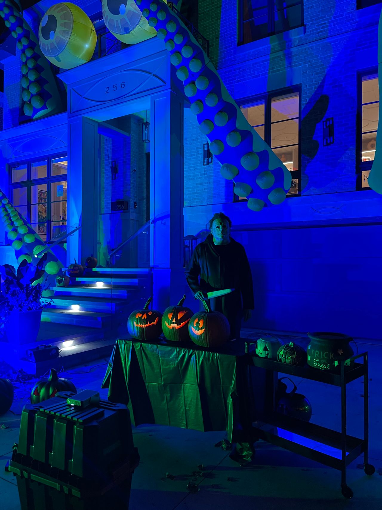 This midtown dad may be Toronto's King of Halloween