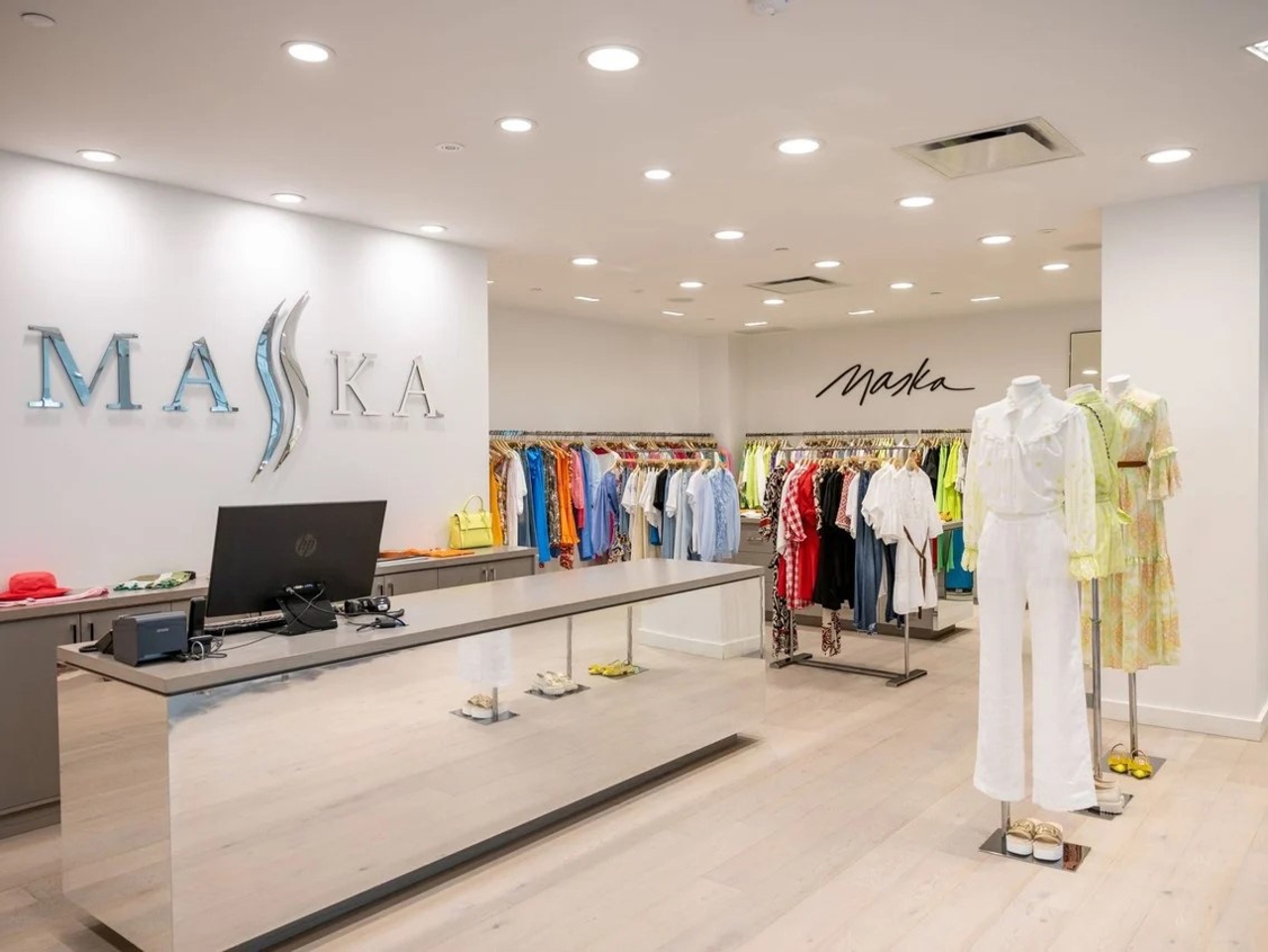 Fall for fashion must-haves in Bloor-Yorkville this autumn